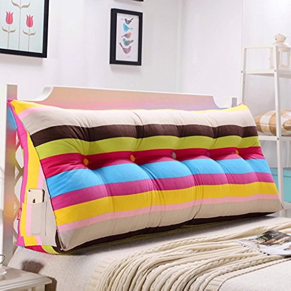 набор подушек для кровати