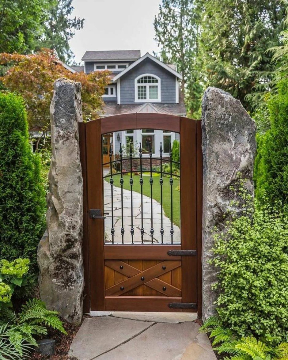 Ворота «Pacific Grove Gates»