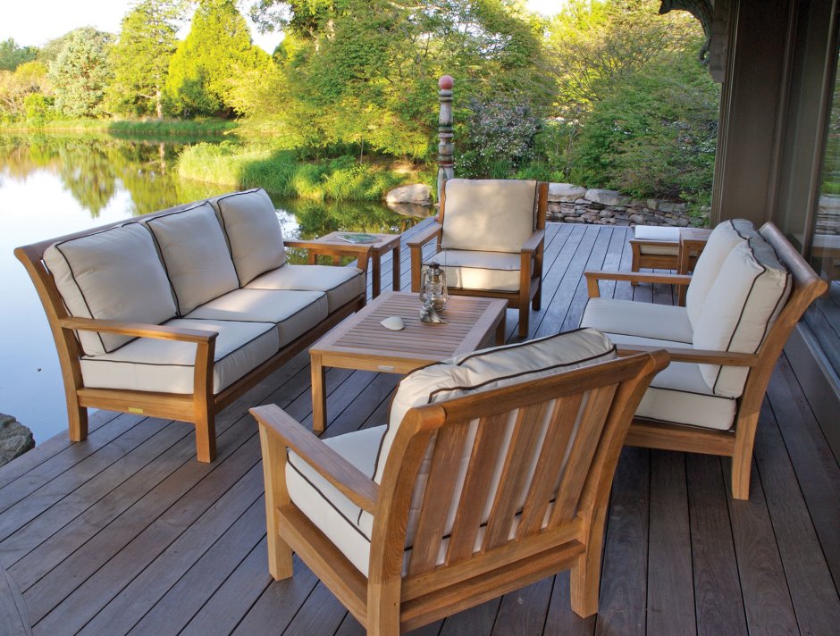 Crate & Barrel Regatta Outdoor Furniture