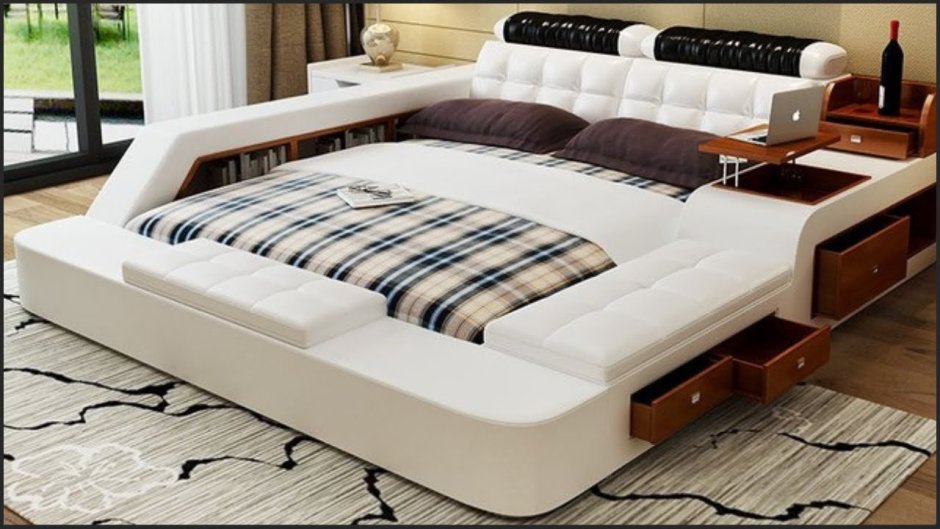 Кровать большая