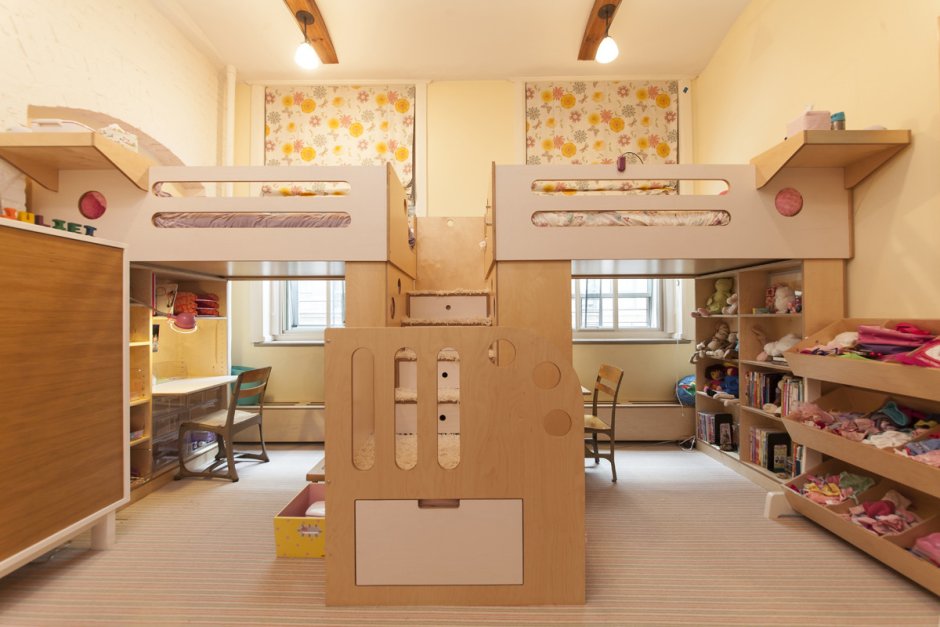 Интерьер детской комнаты для троих разнополых детей
