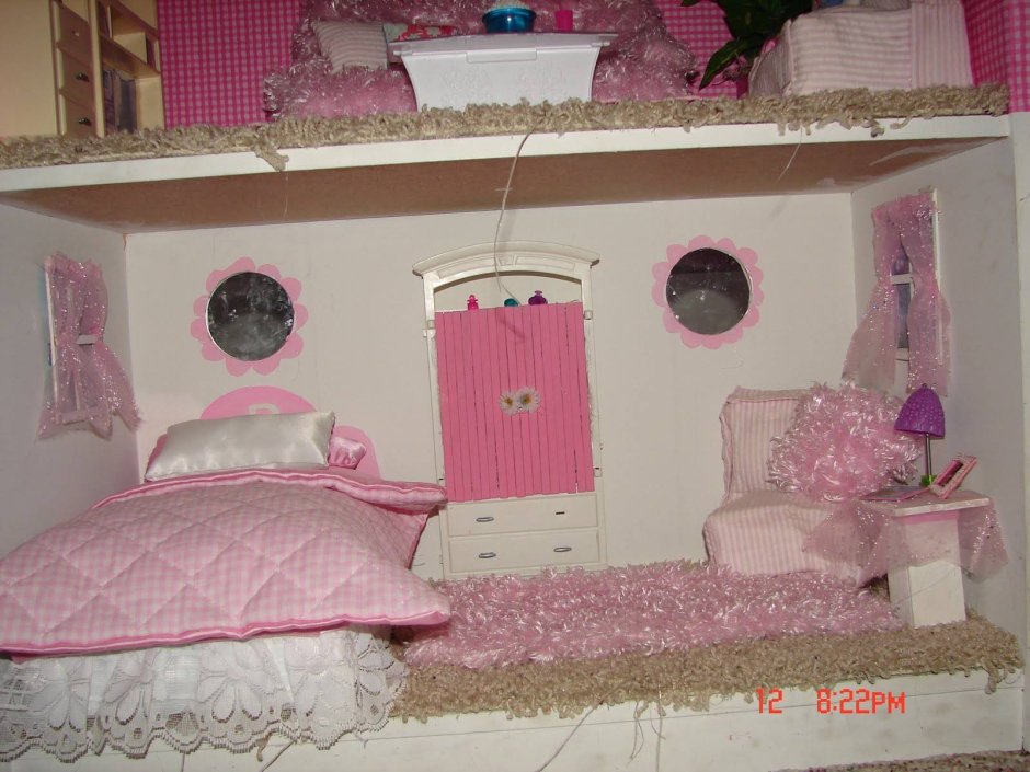 Мебель для комнаты Барби
