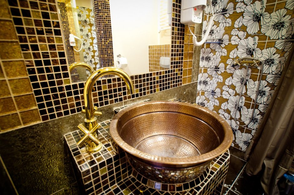 Золотая ванна из золота майка Тайсона