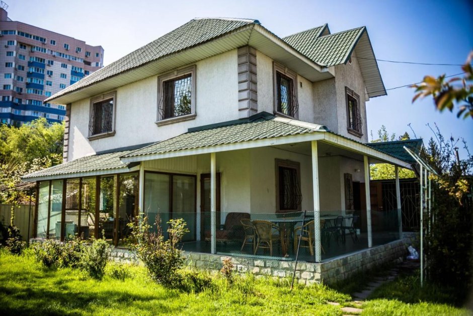 Красивые дома в Алматы