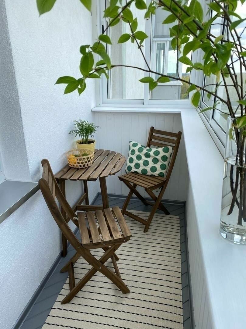 Low cost balcony no