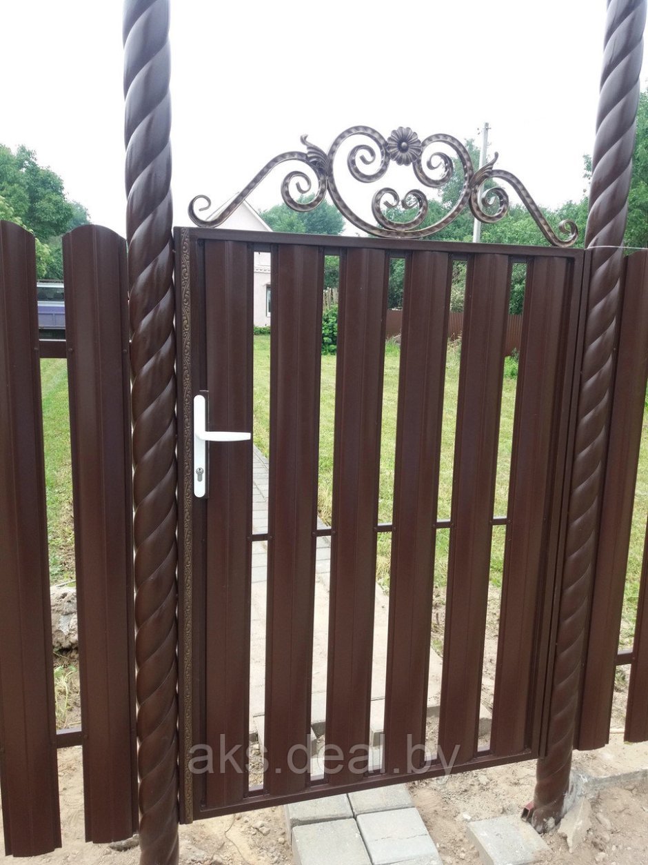 Забор ворота калитка из евроштакетника