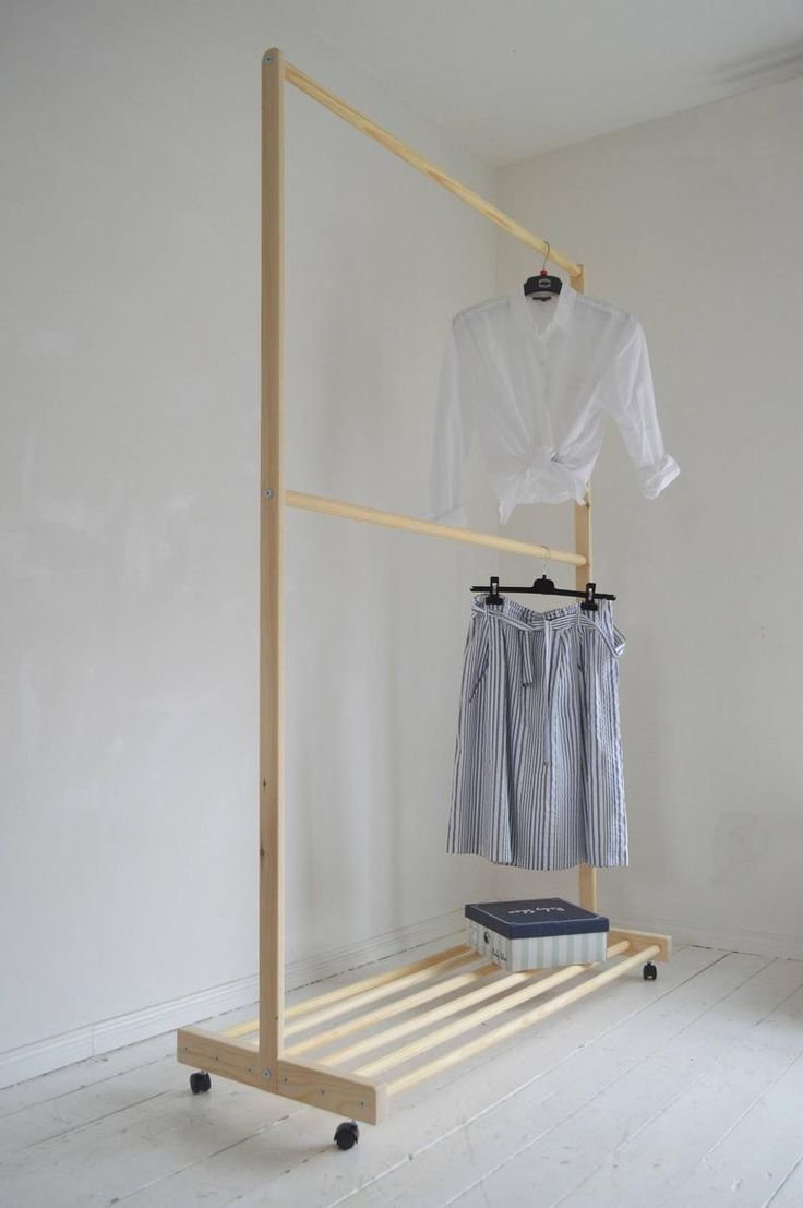 Самодельная стойка для одежды