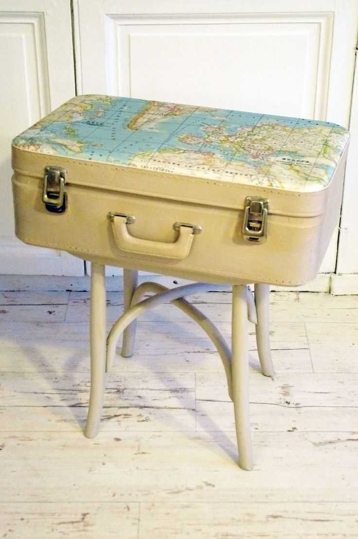 Столик из старого чемодана