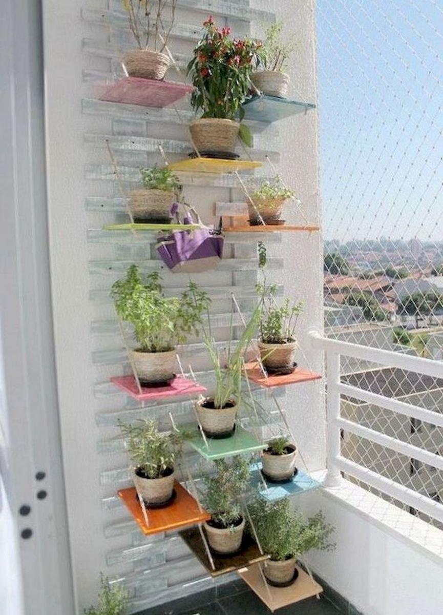 Стеллаж для цветов на балкон