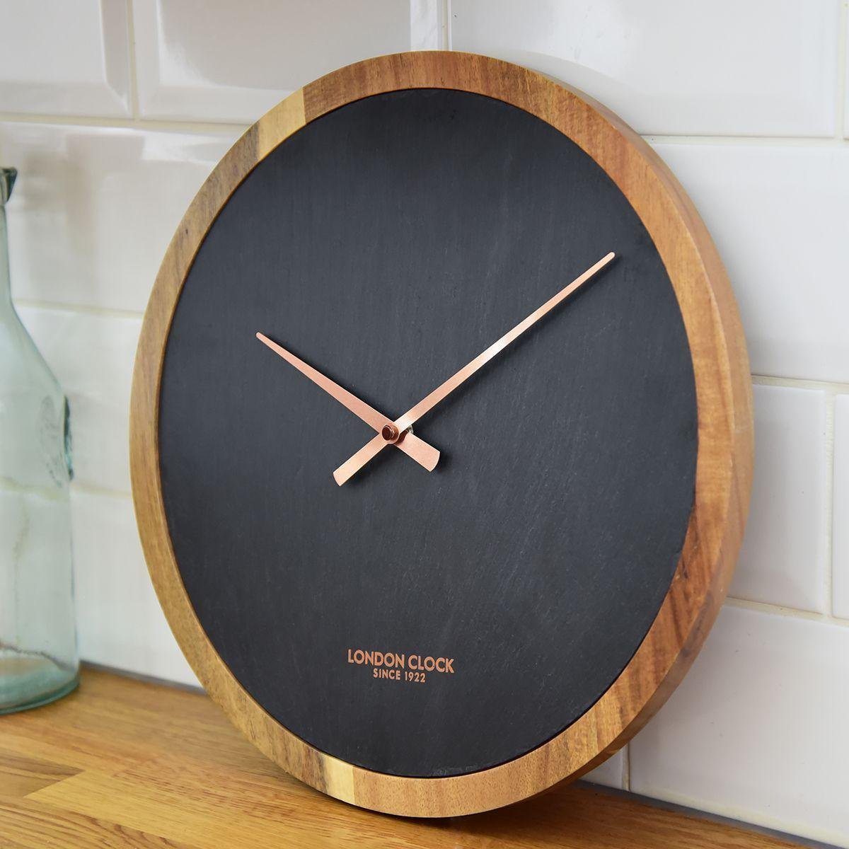 Карма ые часы. Часы London Clock. Часы Wall Clock Wooden. Часы из дерева настенные. Дерево (часы настенные).
