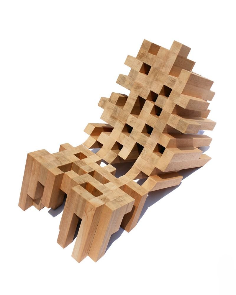 Необычные стулья из древесины
