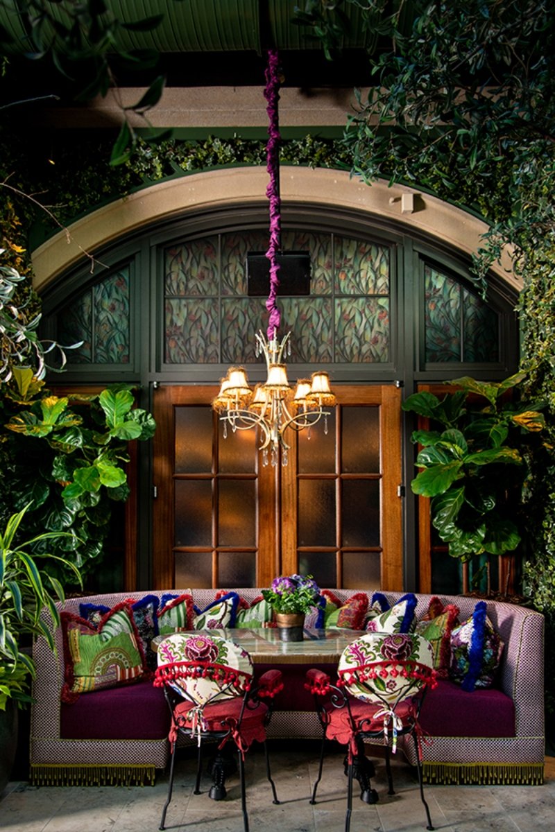 Extraordinary Restaurants