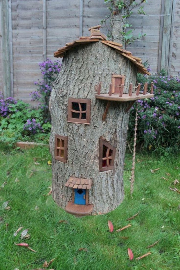 Декоративные домики для сада из дерева