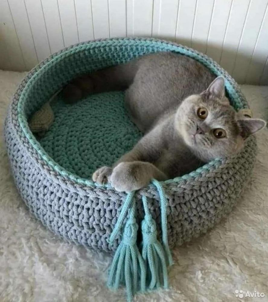 Вязаный домик для кошки
