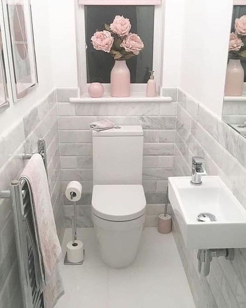Туалетная комната в розовых тонах