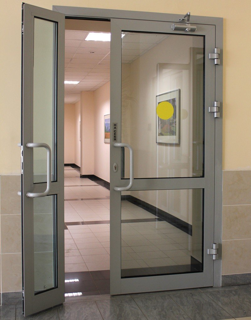Алюминиевые двери кп45 офисные