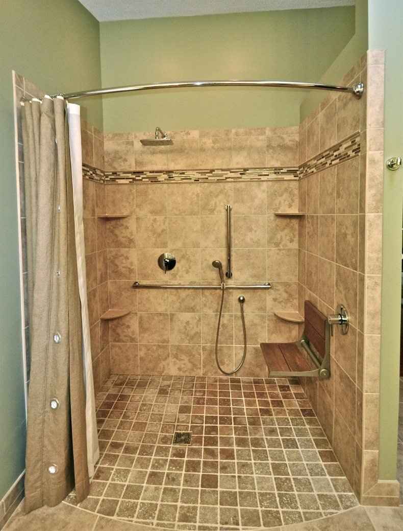 Ванная комната в частном доме душевая из плитки