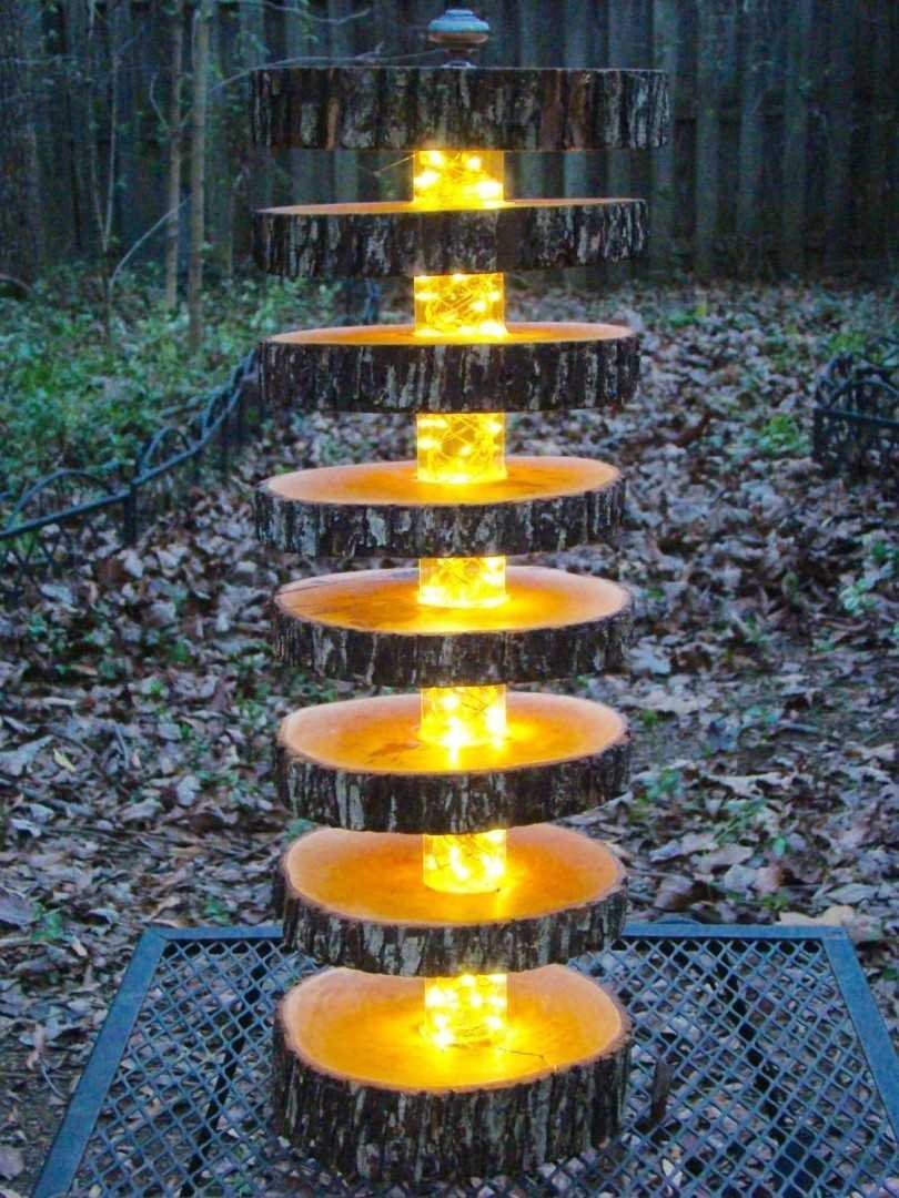 Светильники из дерева для сада