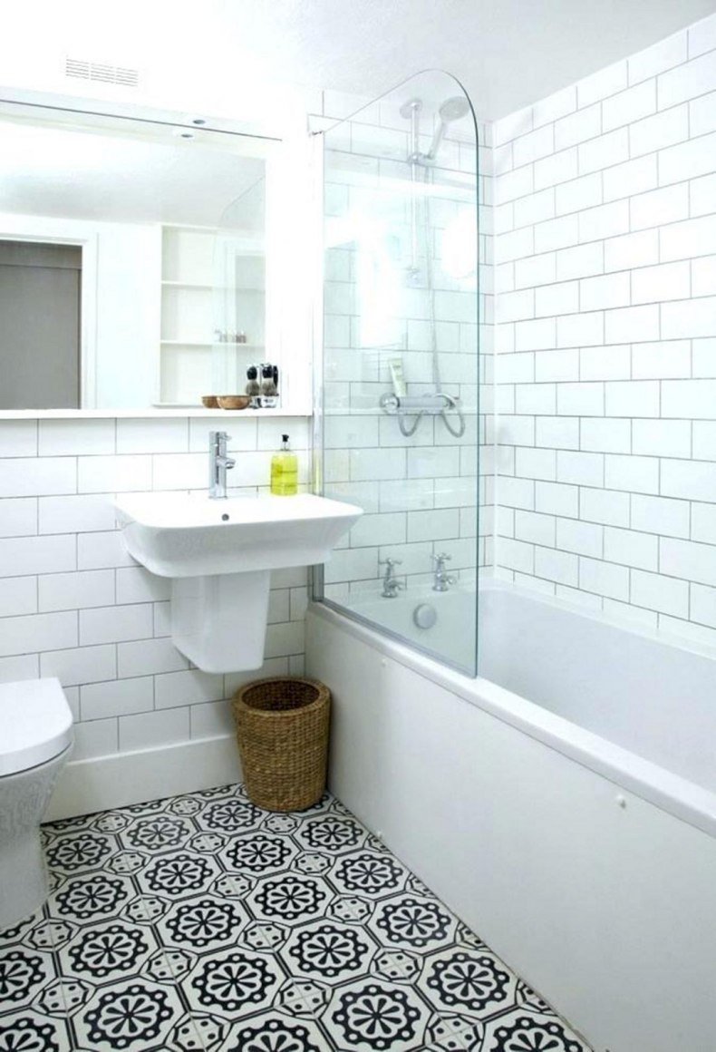 Ванные комнаты с белой плиткой
