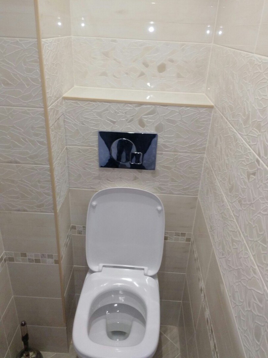 Короб за унитазом