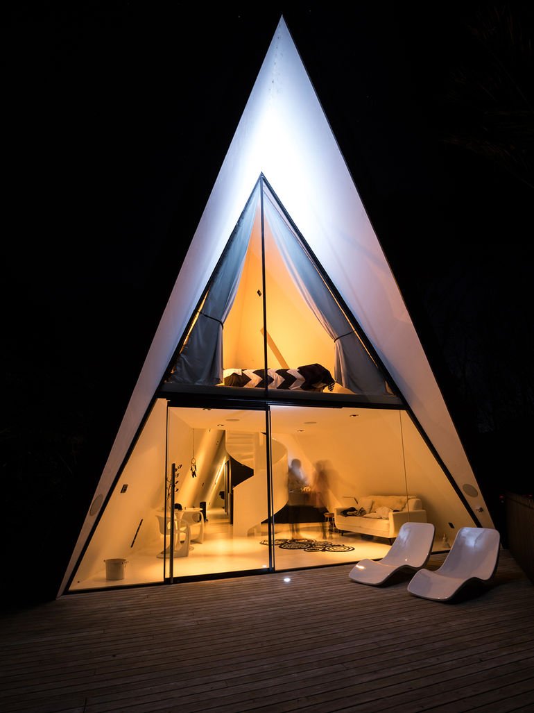 Tent House Крис Тейтом