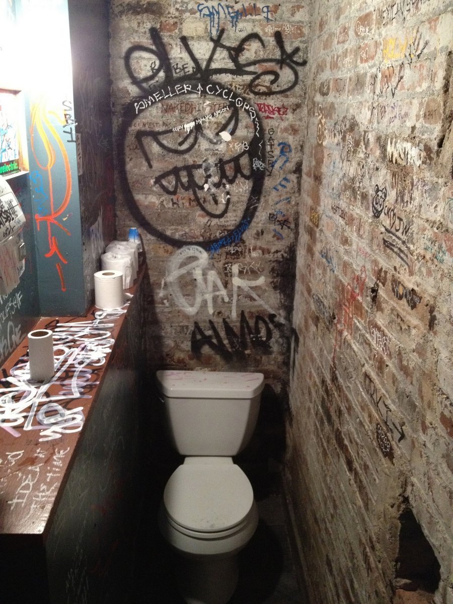 Туалет Нью Йорк метро