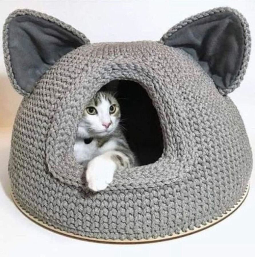 Вязаный домик для кошки