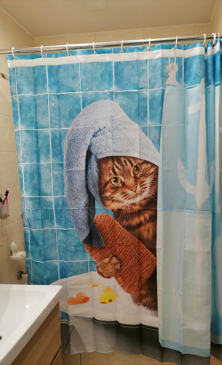 Шторка для ванной с котом