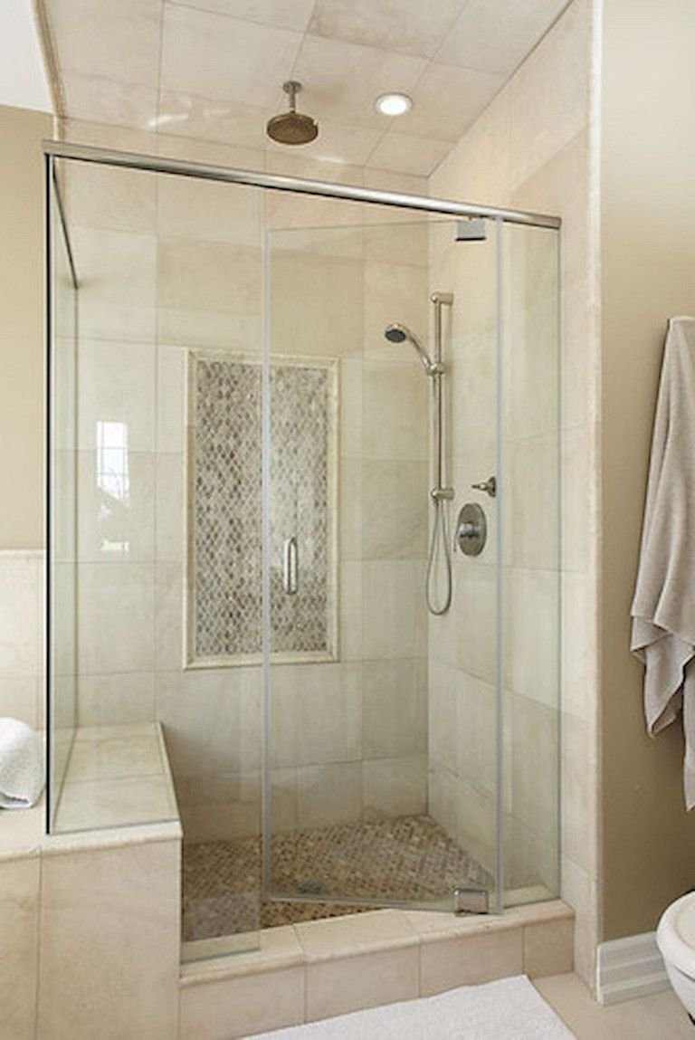 Маленькая душевая комната без кабины