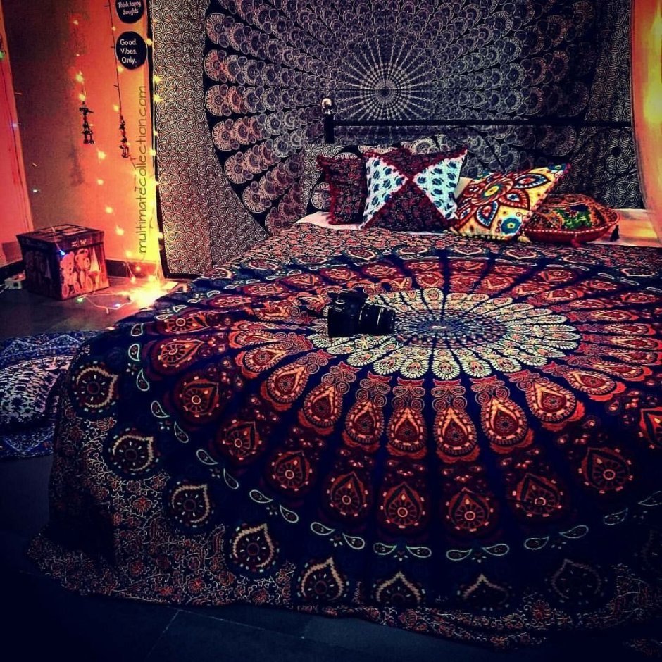 Спальня в стиле Мандала