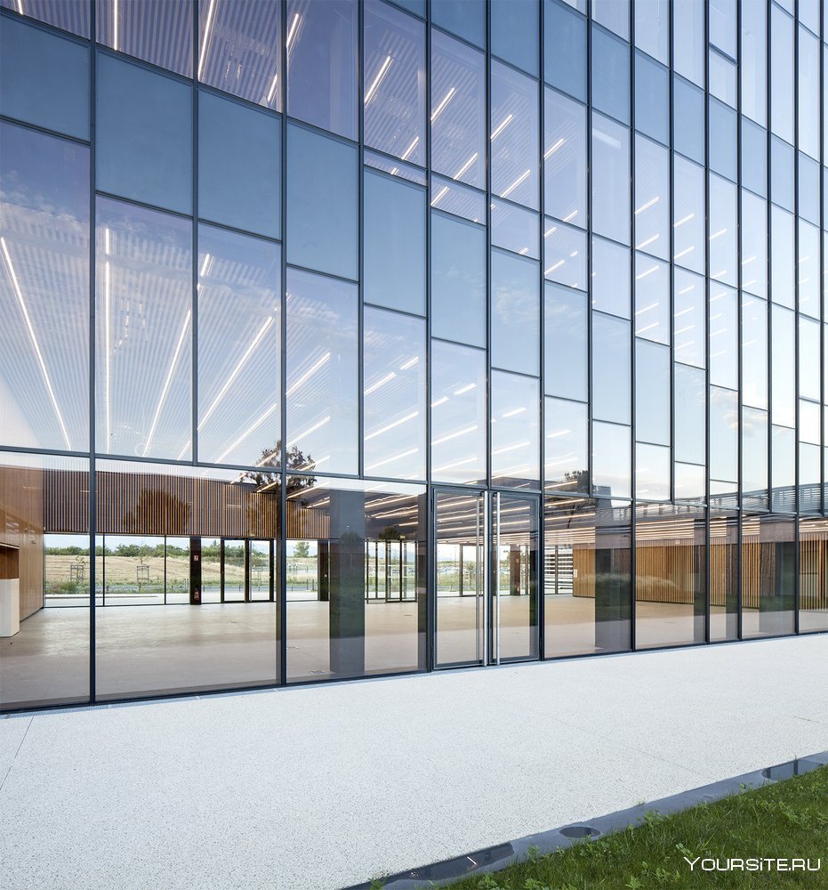 Остекление фасадов зданий