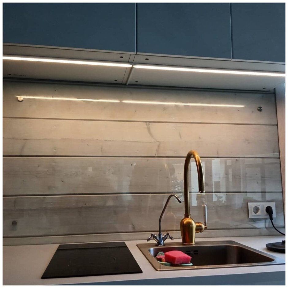 Стеклянный фартук