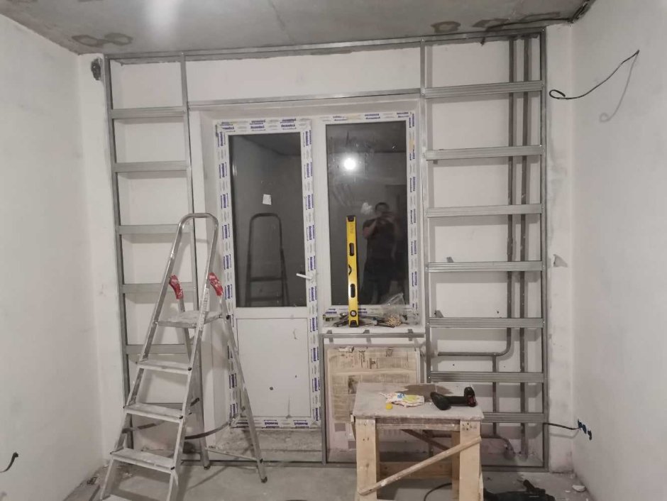 Каркас фальшстены из гипсокартона