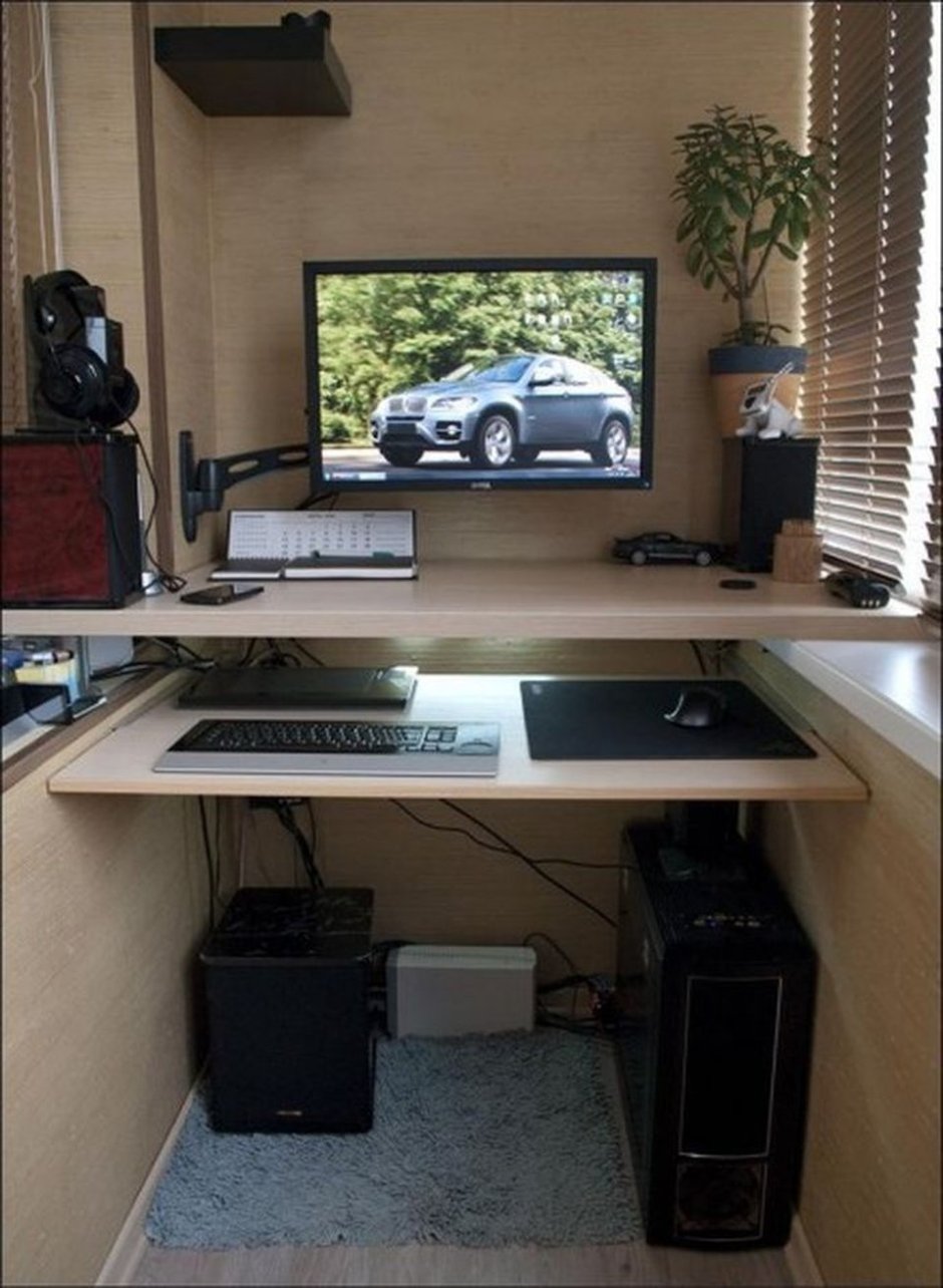 Компьютерный стол натбалкон