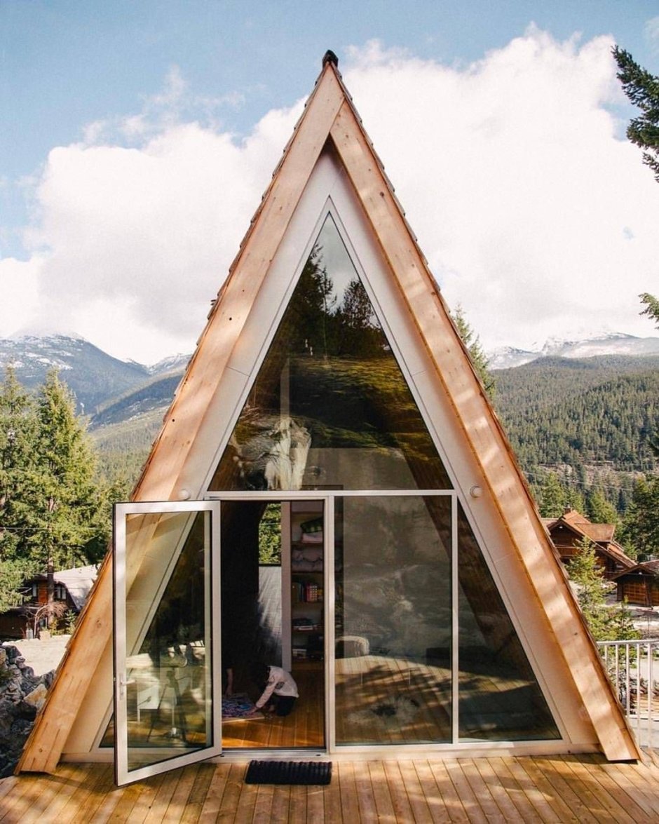 A frame House Эндрю Геллер