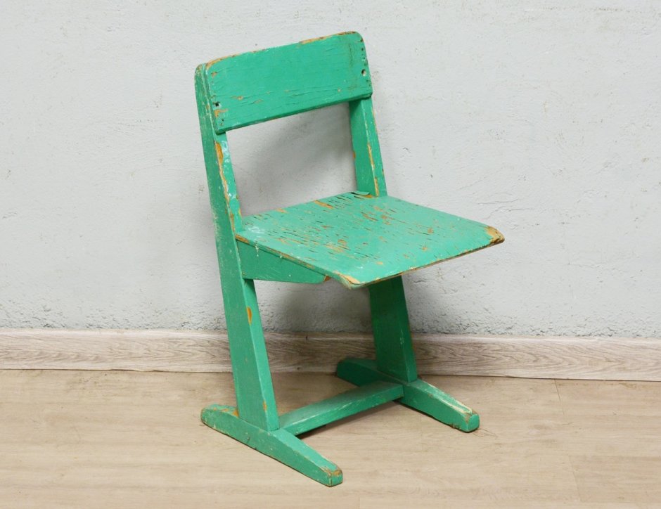 Советский школьный стул