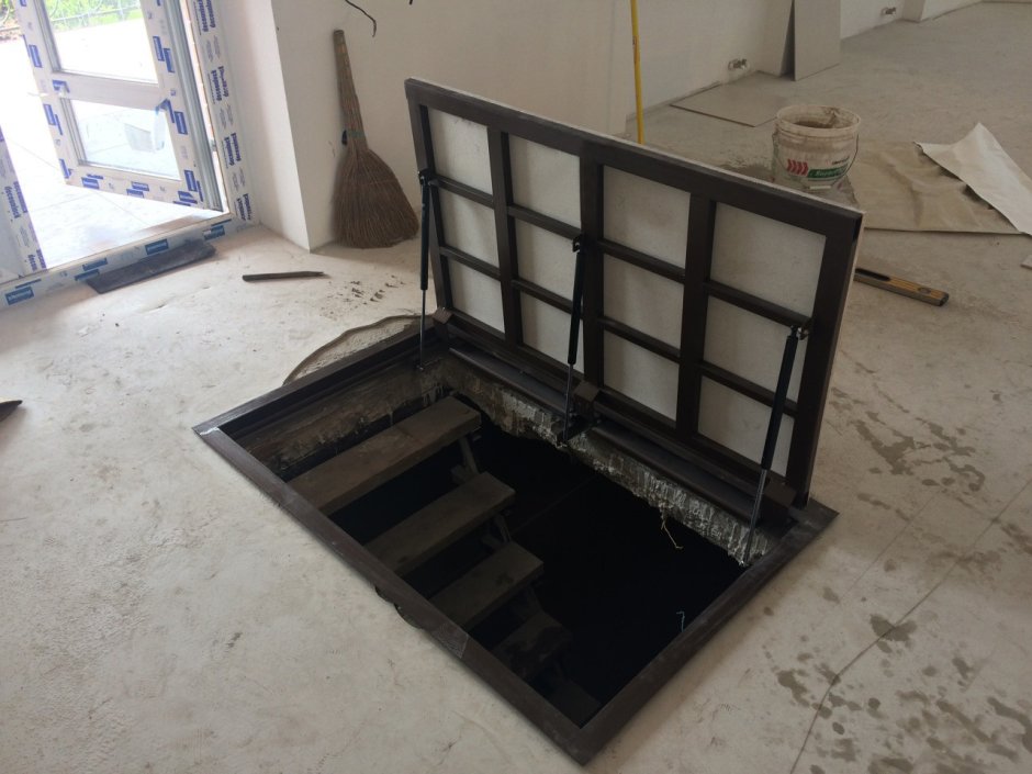 Люк Scala напольный люк 70x120