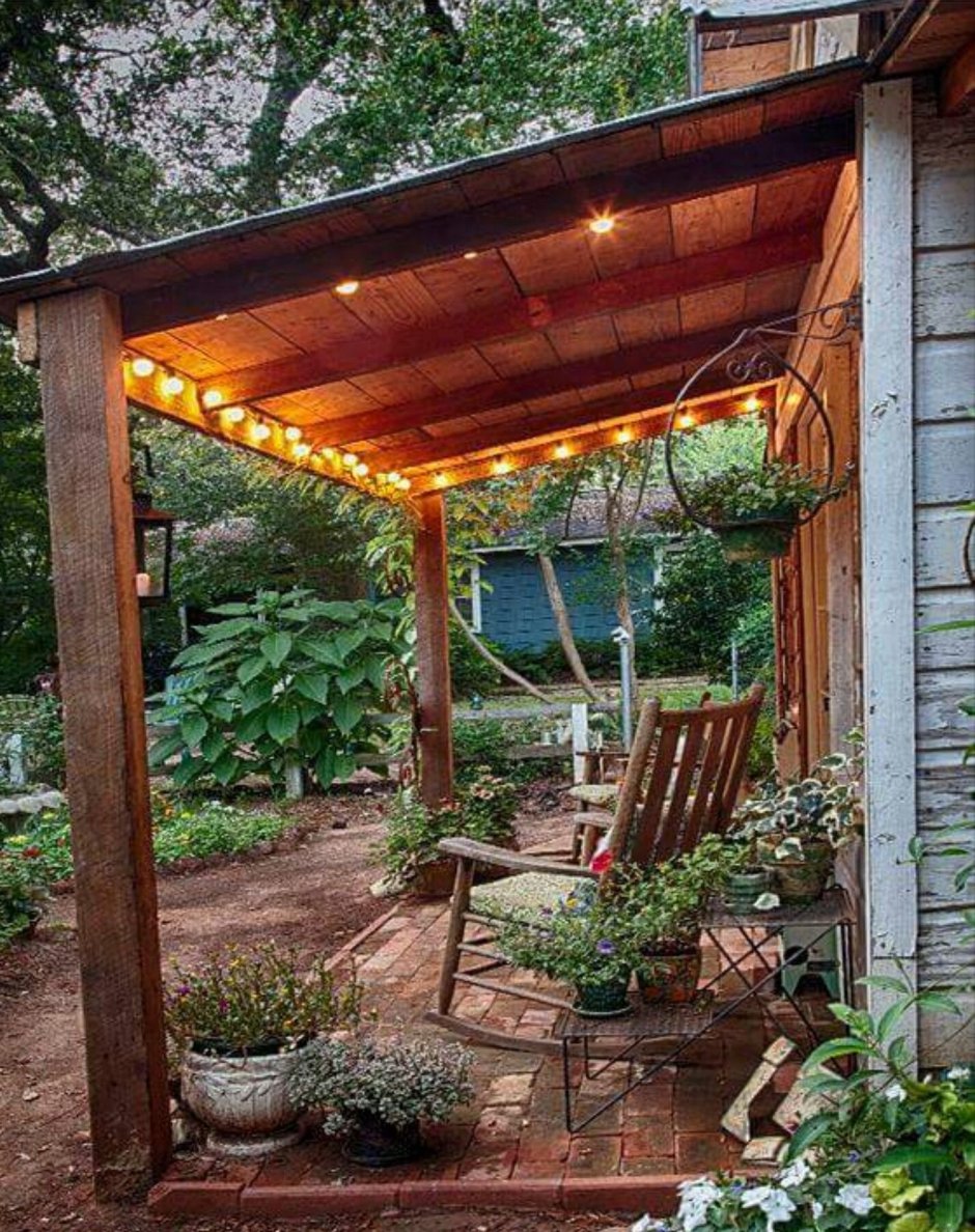 Навес в саду