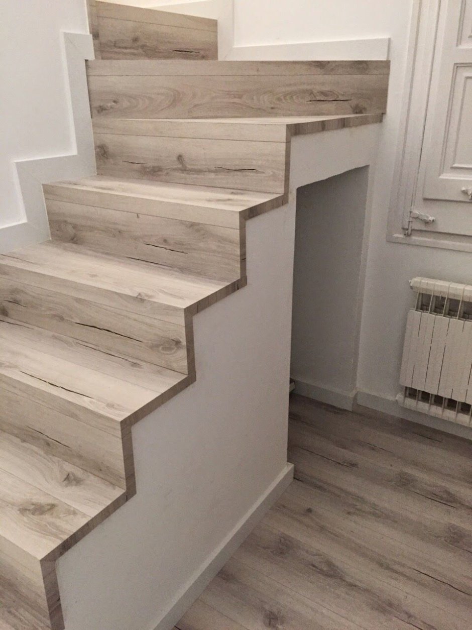 Лестница из ламината Квик степ