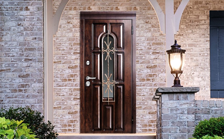 Входная дверь