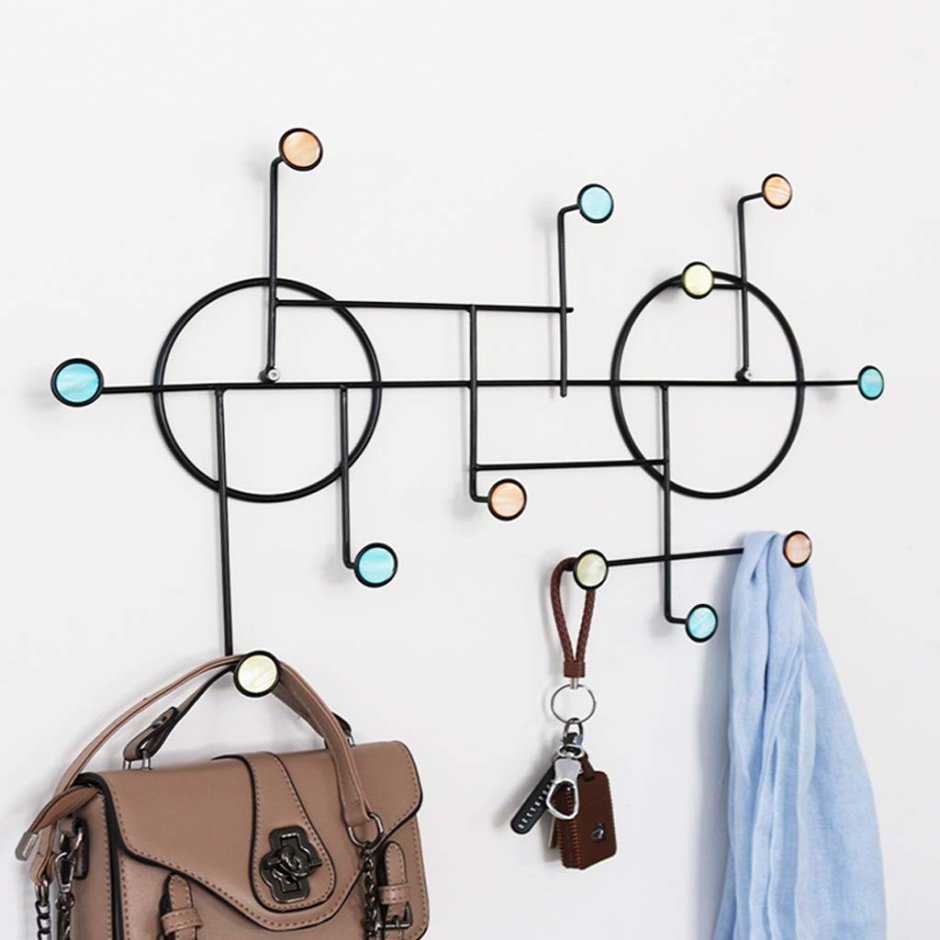 Декоративная вешалка для одежды настенная