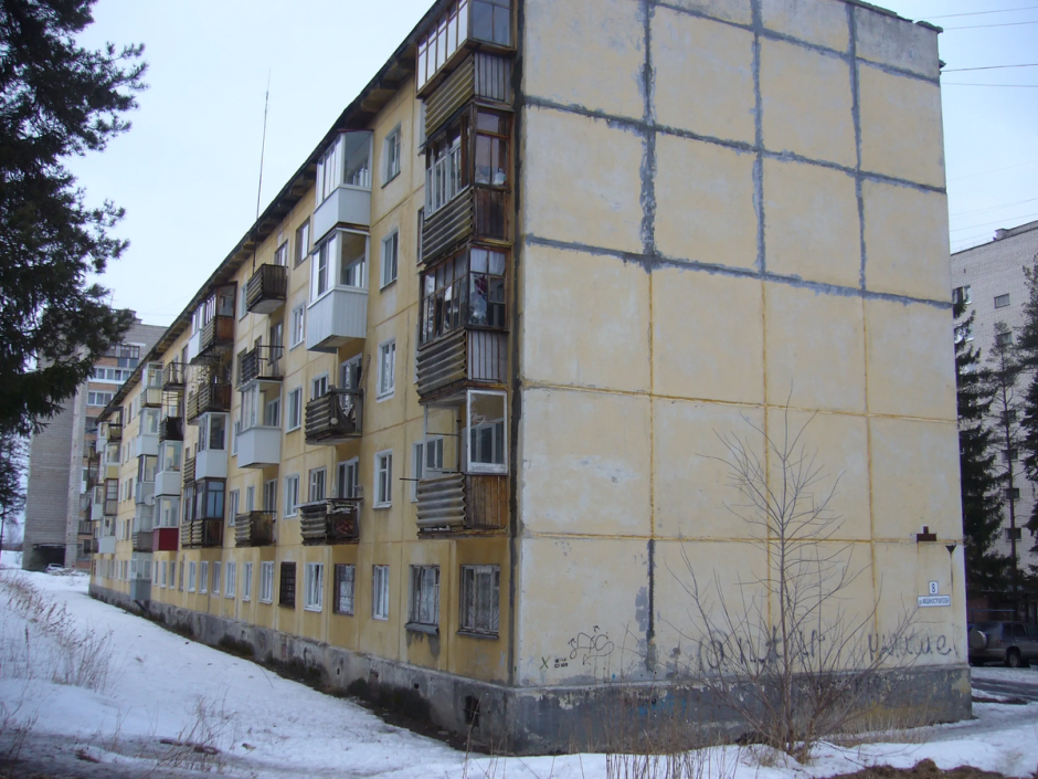 Нижняя тура, ул. Машиностроителей, 17а