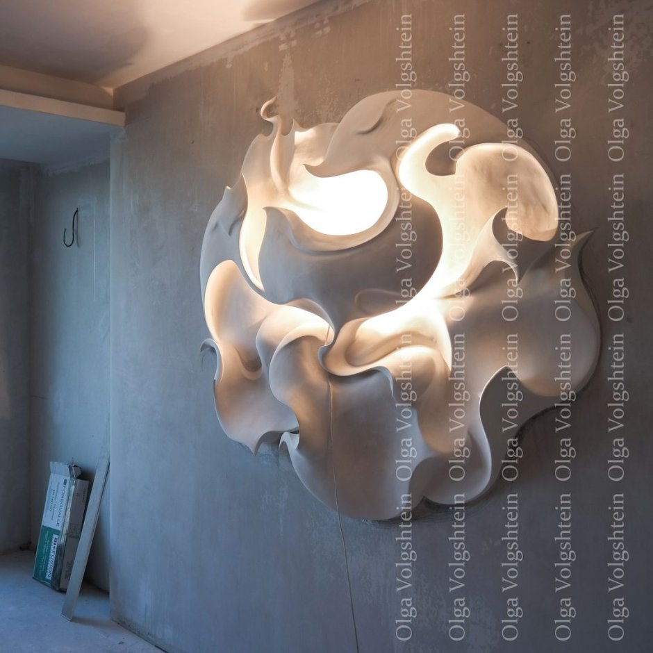 Светильники из гипса на стену