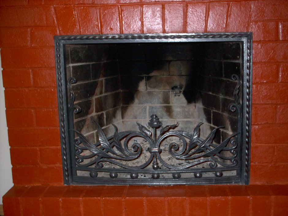 Обрамление сетки для камина