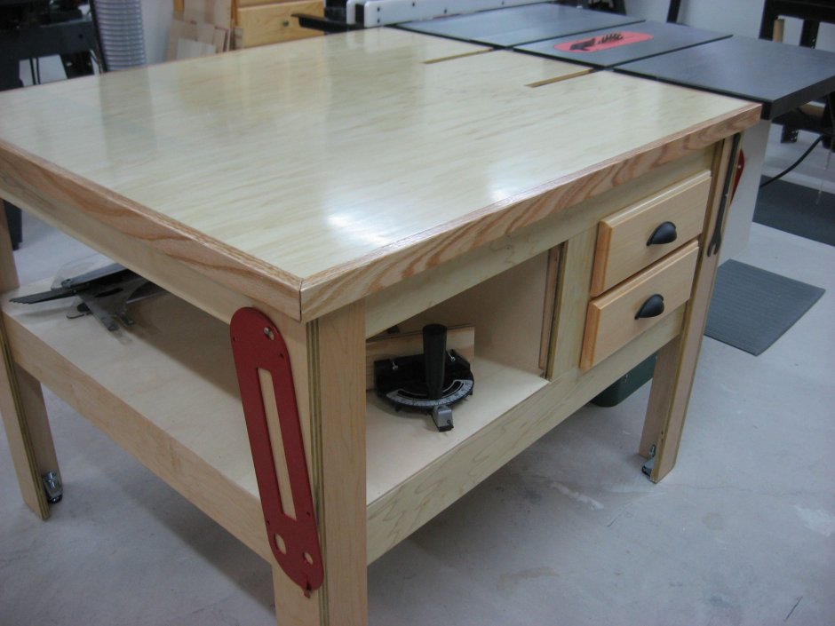 Mobile workbench with Table saw & Router Table