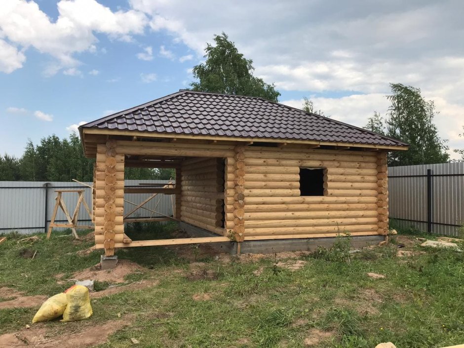 Баня из пеноблоков с террасой