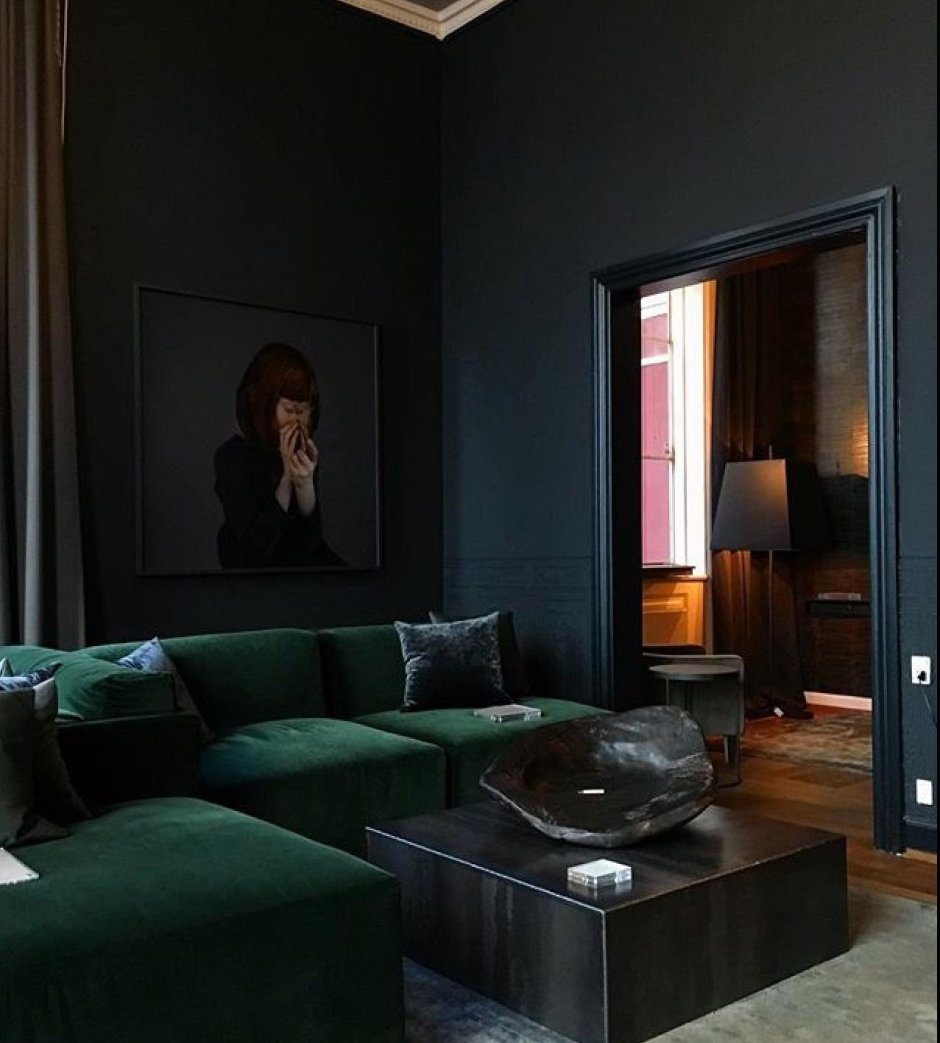 Черный интерьер