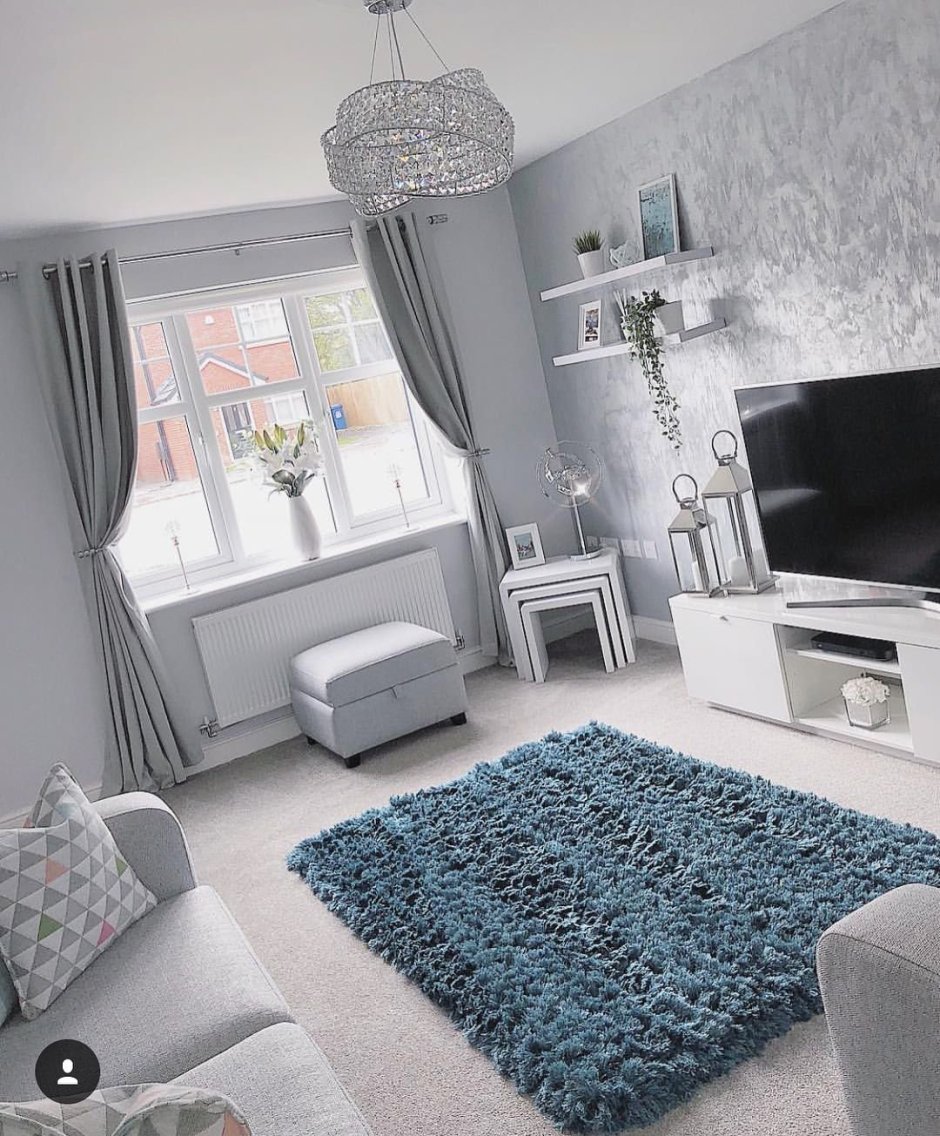 Комната в серых тонах