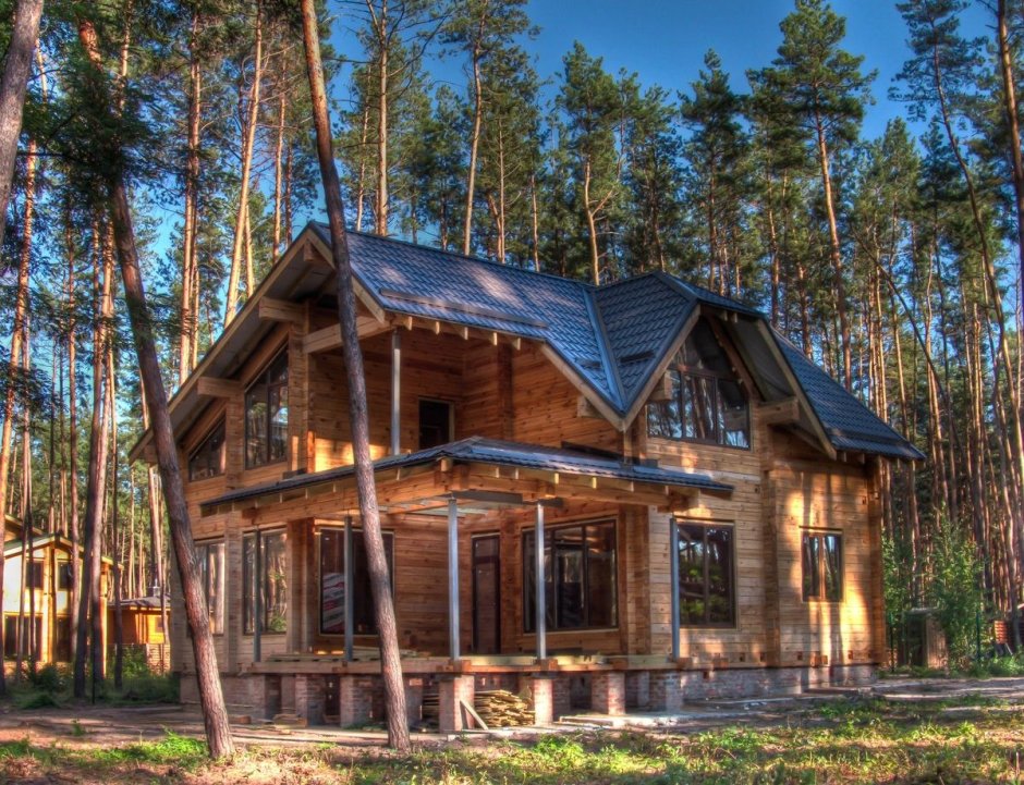 Фахверковый дом в Сосновом лесу