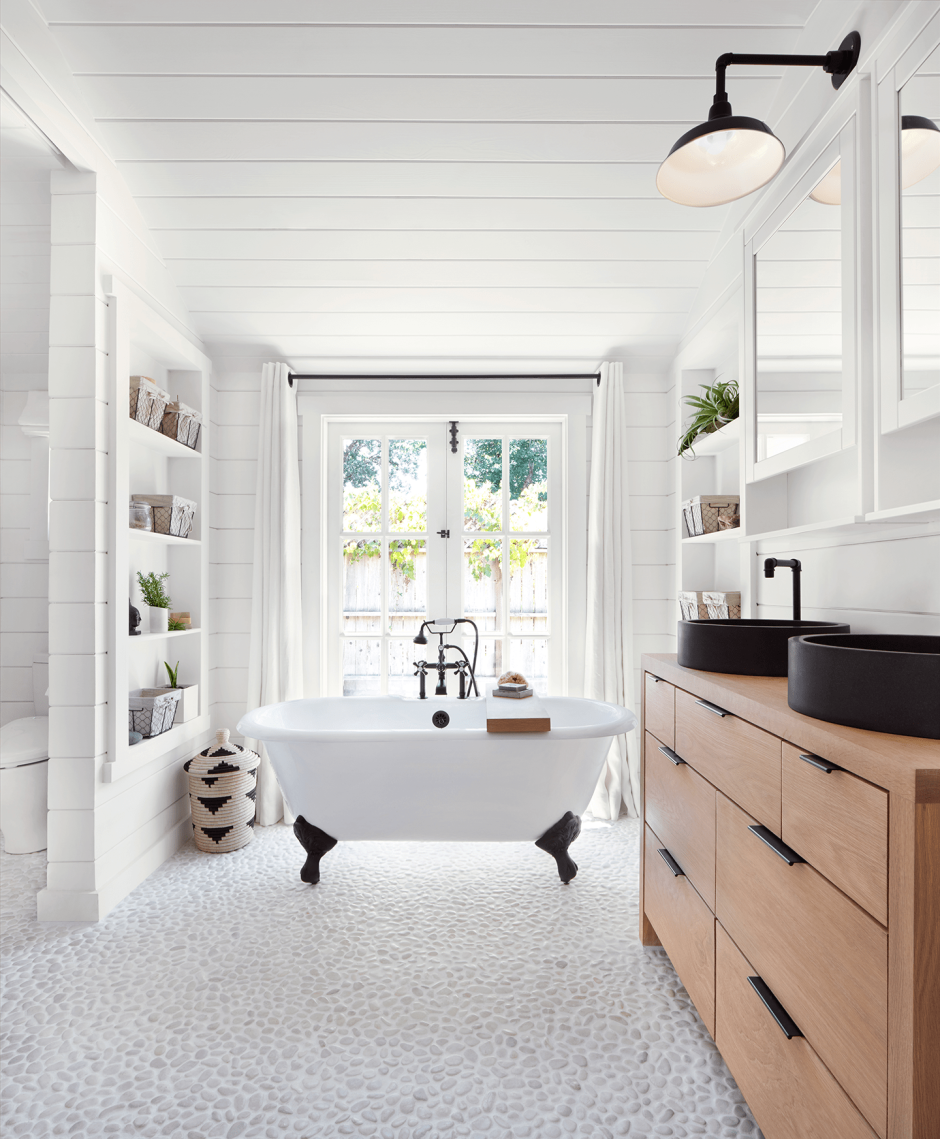 Modern Farmhouse Bathroom